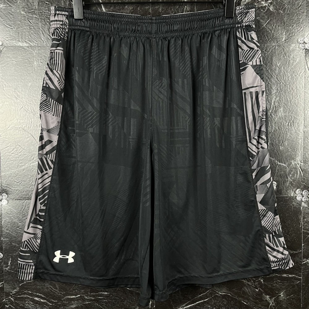Under Armour Men's Black Running Shorts Large